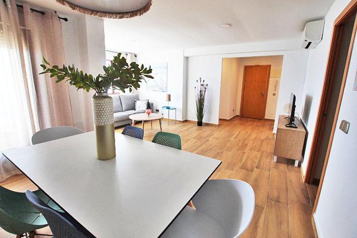 Апартаменти Apartamento Europa Primera Linea De Playa Guardamar Гуардамар-дел-Сегура Екстер'єр фото