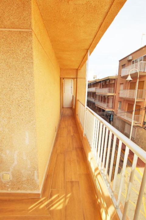 Апартаменти Apartamento Europa Primera Linea De Playa Guardamar Гуардамар-дел-Сегура Екстер'єр фото